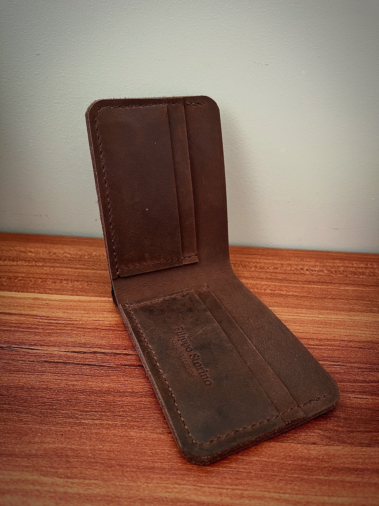 BILLETERA CLÁSICA ANTONIO PÉREZ ORIGEN WAP1